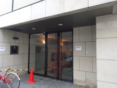 【エントランス】 | ルーブル学芸大学六番館