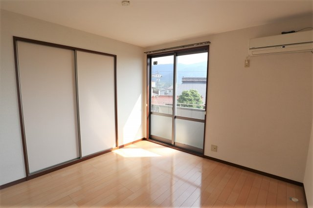 クレルバリュージュB棟の洋室|※参考画像(202号室)