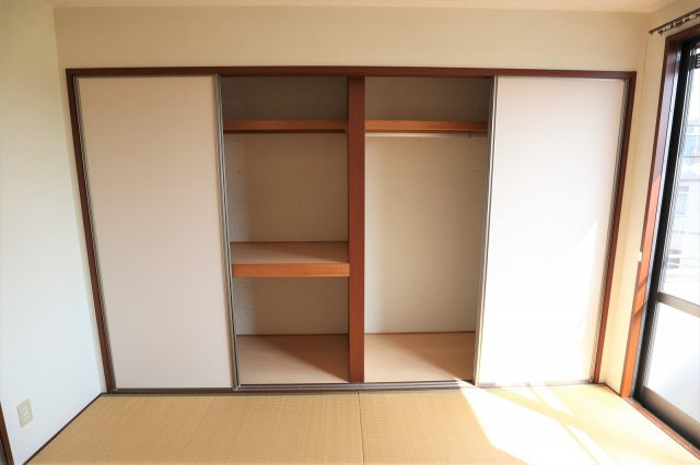 クレルバリュージュB棟の収納|※参考画像(202号室)