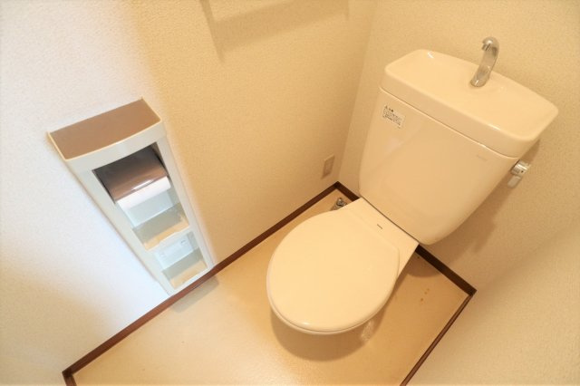 クレルバリュージュB棟のトイレ|※参考画像(202号室)