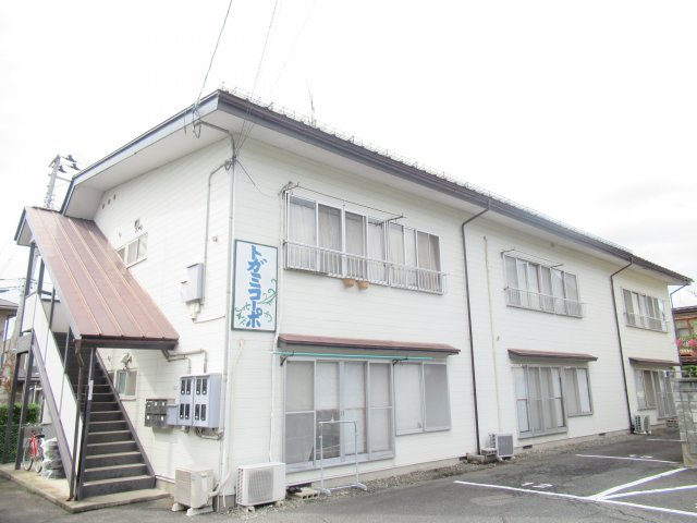 トガミコーポの外観