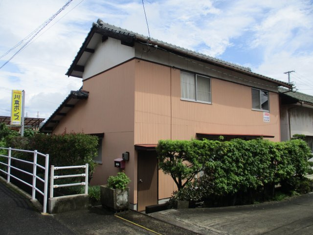 菜畑アパートの外観