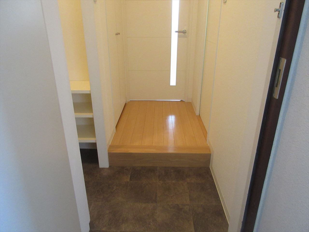 YZ　mahoroba｜名古屋市の賃貸ならMy賃貸の玄関|YZ mahoroba