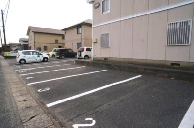 【駐車場】 | メゾンしずかⅠ