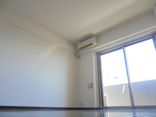 エスポワール本八幡の和室