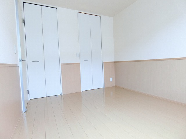 ボナールの洋室