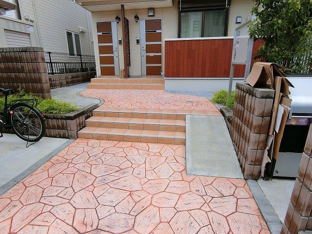 クリーク上川原のエントランス