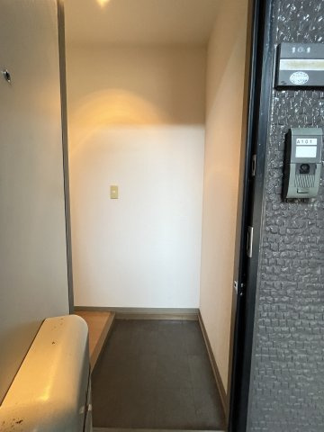 コート・デ・ボナールA棟の玄関