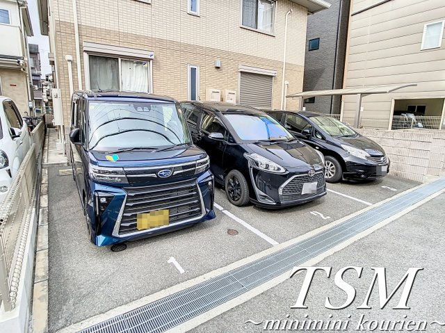 ｓａｉｎｔーｆｌｅｕｒの駐車場