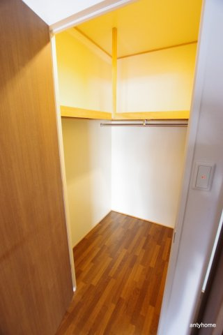 ア・ミュゼ新大阪　仲介手数料無料の収納