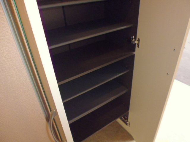 グロワールの玄関|シューズボックス