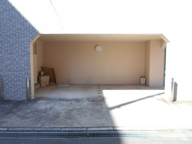 FHYTS市川駐車場の外観