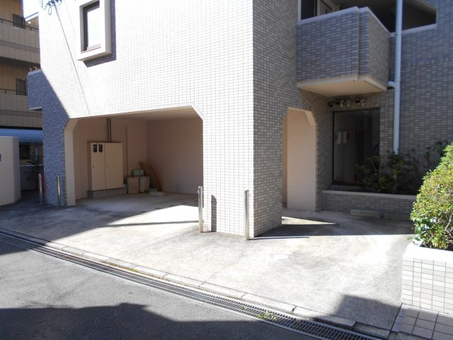 FHYTS市川駐車場の周辺