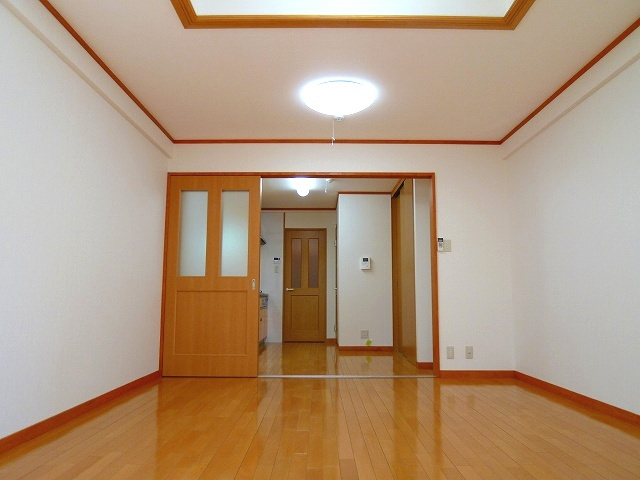 【寝室】 | メープル学文