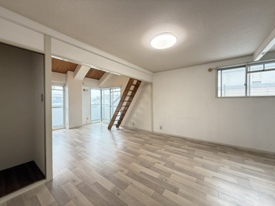 【洋室】 | パークサイド22