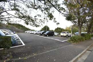 【駐車場】 | 駐車場です。
現在空有ですが空き状況はこまめに変わりますのでご注意ください。