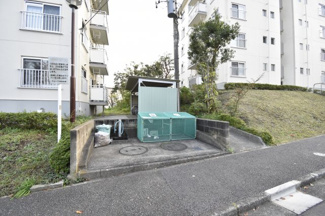 【その他共用部分】 | ゴミ置き場になります。
敷地内にあるのでゴミ出しが楽ちんです。