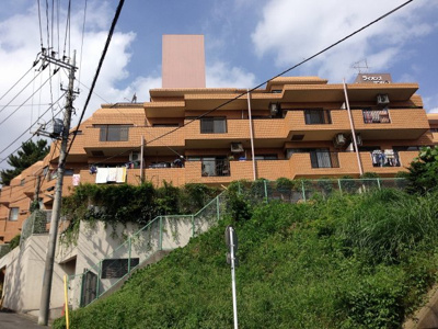 【外観】 | ルミネ藤が丘 | 南西角部屋につき日照・通風良好！廊下側も人通りが少なくプライバシーを保てます♪