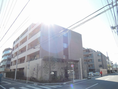 【外観】 | アールブラン下丸子センティア | 南西・南東・北東三方角部屋につき採光・通風良好！30.91平米と開放感のある専用庭付1階住戸♪