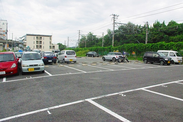 尾崎平城山駐車場の駐車場