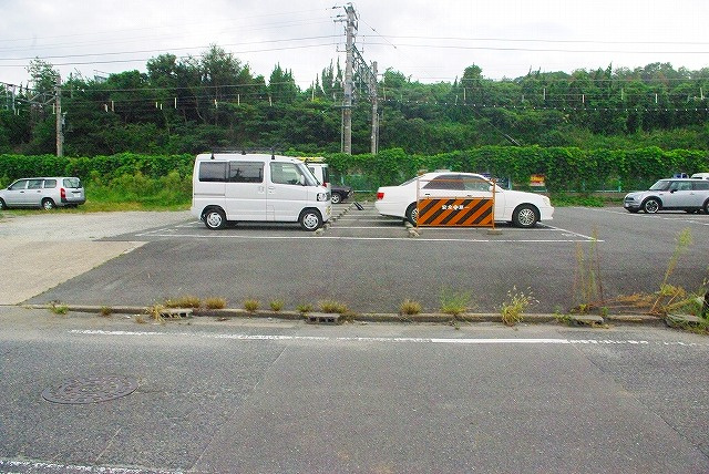 尾崎平城山駐車場の駐車場