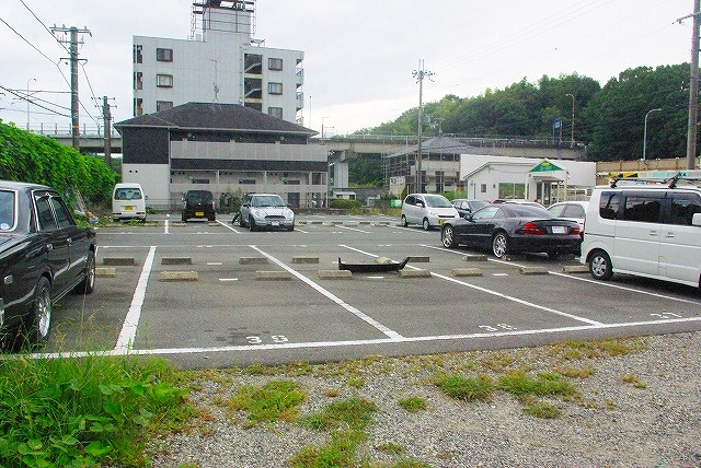 尾崎平城山駐車場の駐車場
