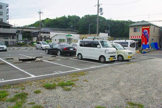 尾崎平城山駐車場の駐車場
