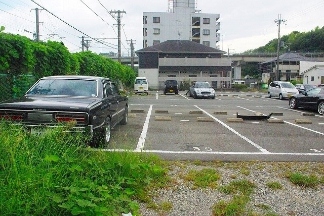 尾崎平城山駐車場の駐車場