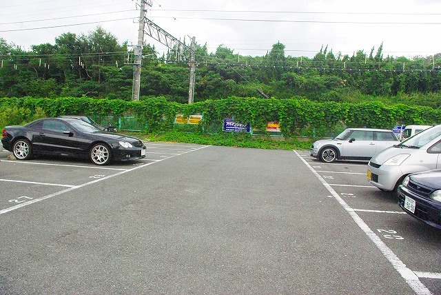 尾崎平城山駐車場の駐車場