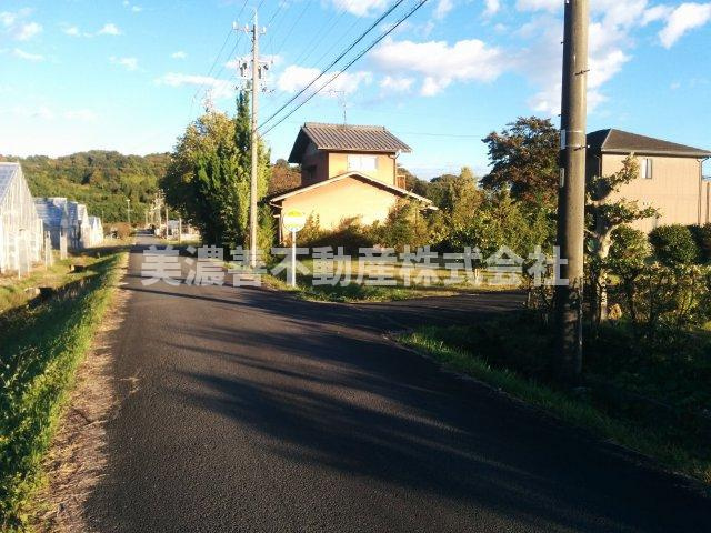 ２５６１４　本巣市上保土地の外観