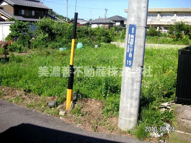 ３０８１８　岐阜市向加野土地の外観