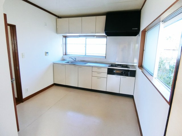 島貸家のキッチン