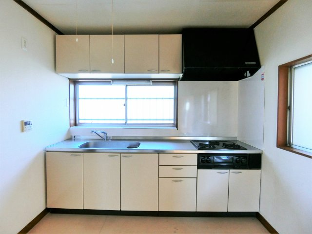 島貸家のキッチン