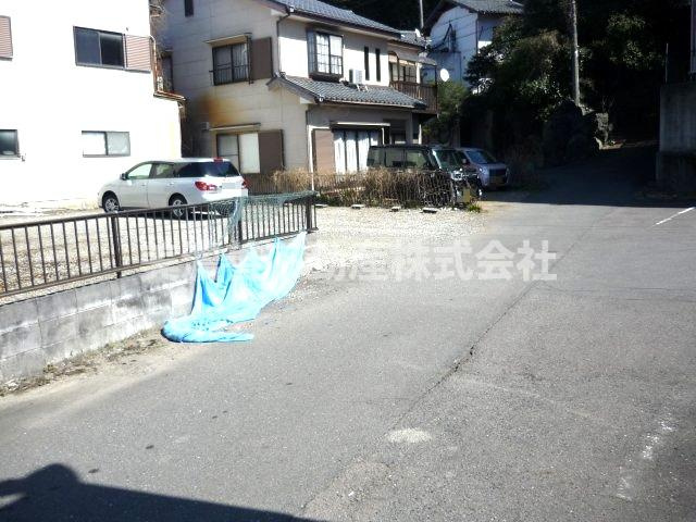 １９０６８　岐阜市岩崎土地の前面道路含む現地写真