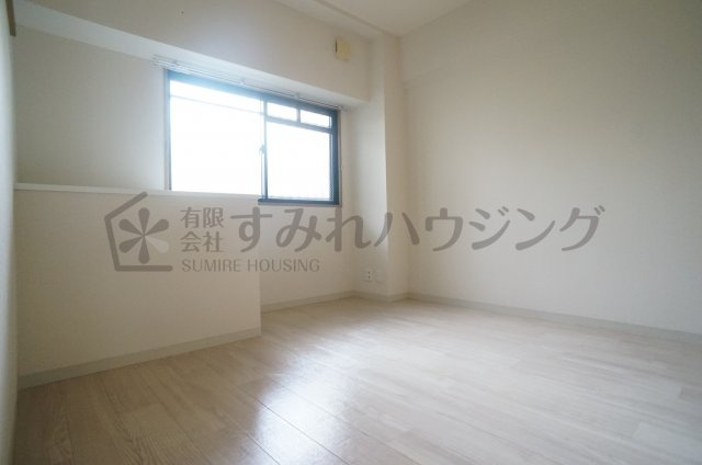 チトセプラザの寝室