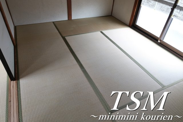 北中振２戸１貸家の寝室|２階の和室６帖