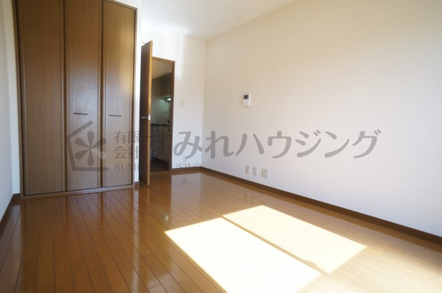 エクセルコート中山の寝室