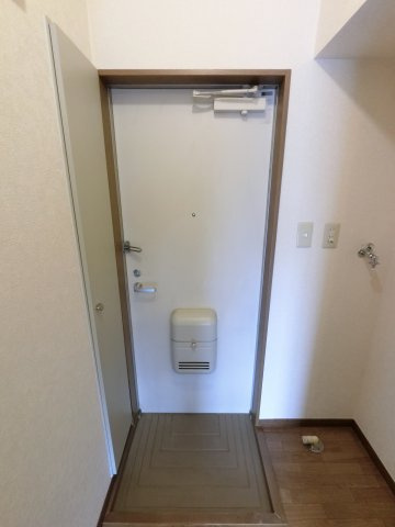 【玄関】