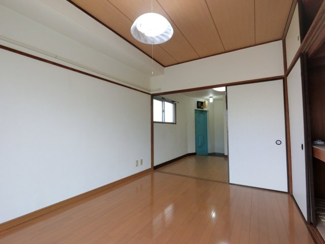 【居間・リビング】