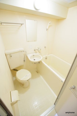 ライオンズマンション天神橋　仲介手数料無料の浴室