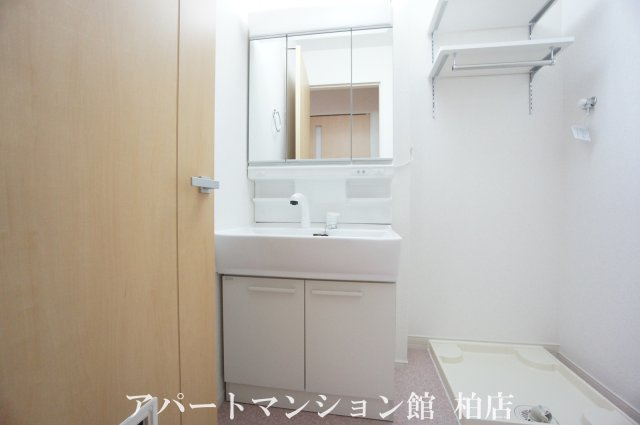 アストルムの独立洗面台