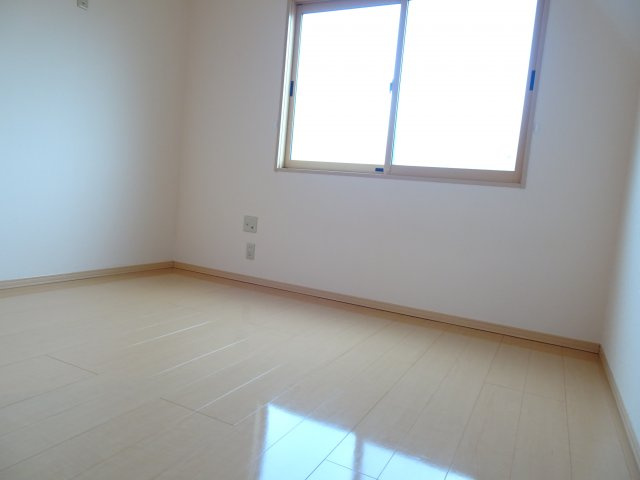 グランシティソレーユⅡの洋室