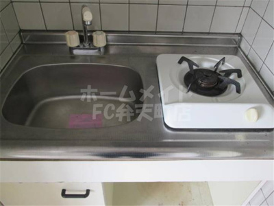 【キッチン】 | リアルフレンズ | コンパクトなキッチンで掃除もラクラク