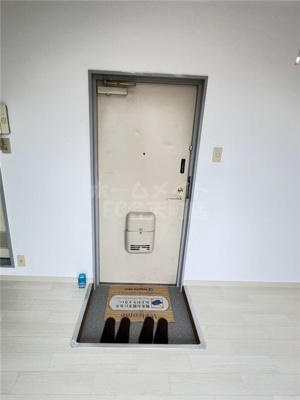 【玄関】 | リアルフレンズ | 毎日通る玄関はこちらです