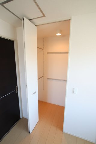 【収納】 | シャルムポポ | ウォークインクローゼット