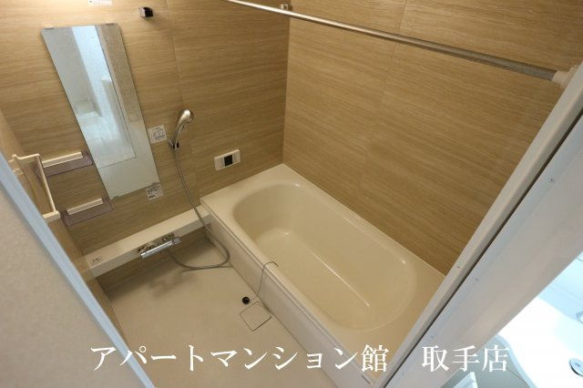 ル・ジャルダンＢの浴室