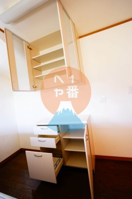 【収納】 | 五百羅漢アパートメント | キッチン後ろの収納です。