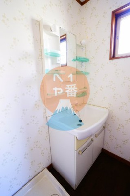 【独立洗面台】 | 五百羅漢アパートメント | うれしい独立洗面台です。