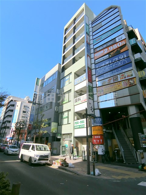 パシフィックタワーの外観