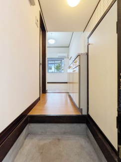 【玄関】 | コーポミルフィー